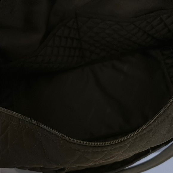 Vera Bradley black Quilted travel bag or weekend duffle -excellent shape. - Picture 5 of 7